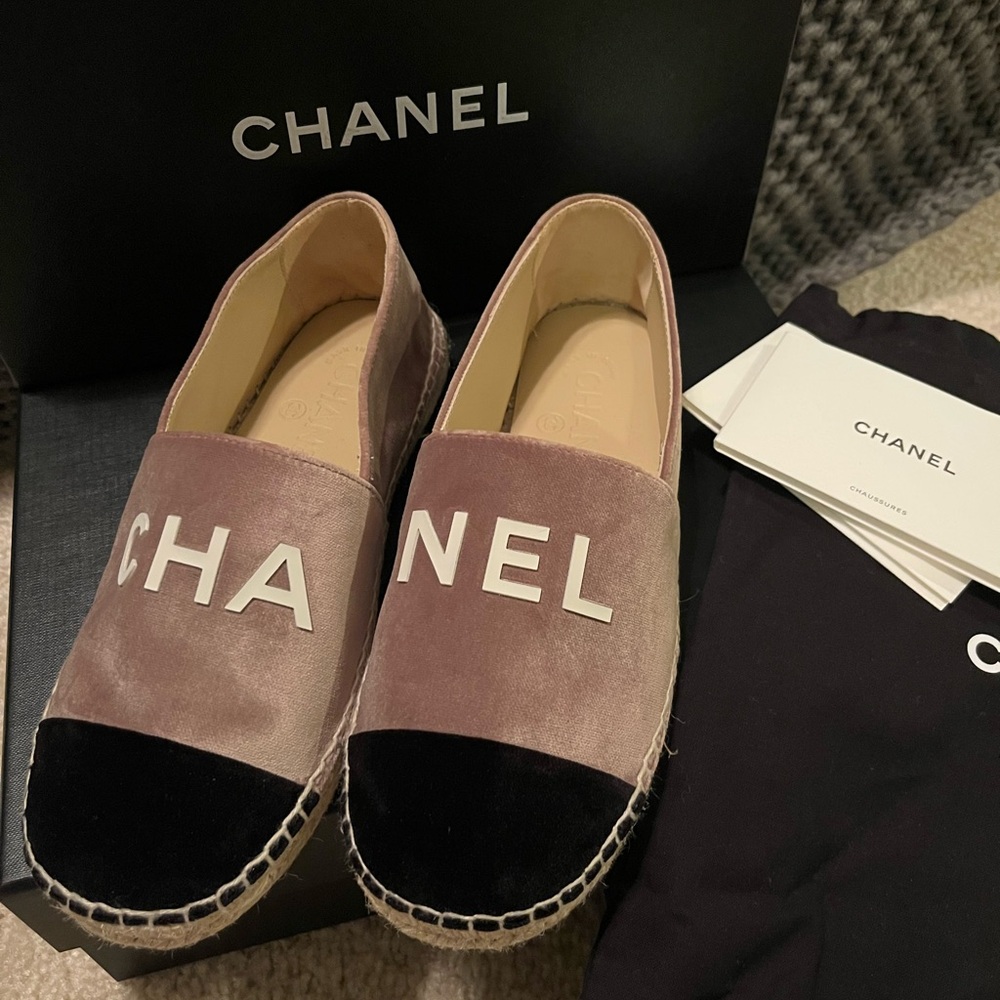 Chanel logo espadrille - never worn